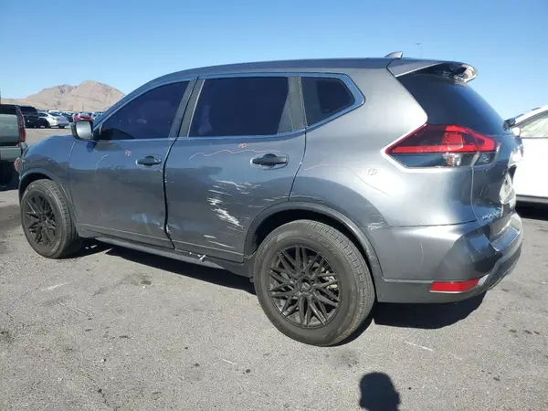 KNMAT2MT8JP537624 2018 NISSAN ROGUE - Image 2