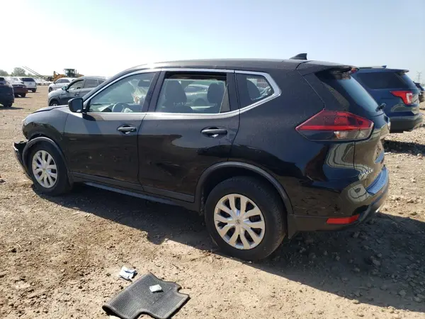 KNMAT2MT8JP547490 2018 NISSAN ROGUE - Image 2