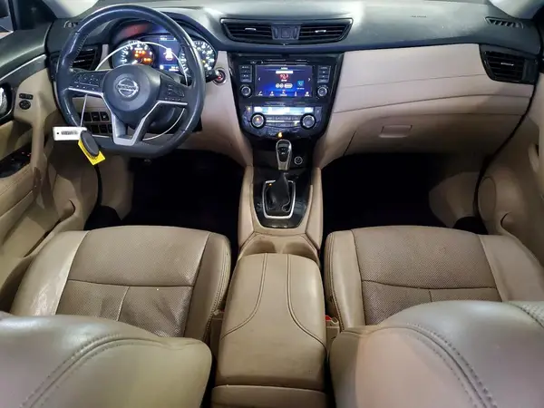 KNMAT2MT8JP547635 2018 NISSAN ROGUE - Image 8