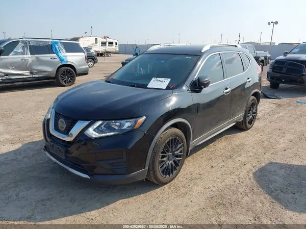 KNMAT2MT8JP548218 2018 NISSAN ROGUE - Image 2