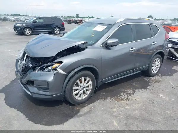 KNMAT2MT8JP550664 2018 NISSAN ROGUE - Image 2