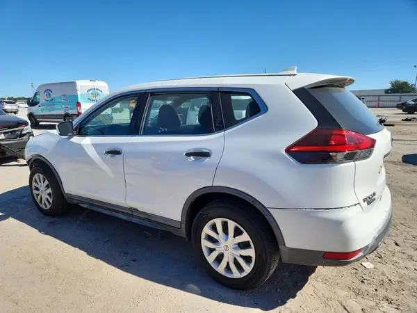 KNMAT2MT8JP563785 2018 NISSAN ROGUE - Image 2