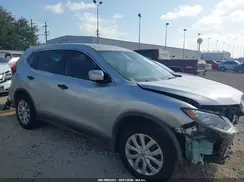 KNMAT2MT8JP565245 2018 NISSAN ROGUE