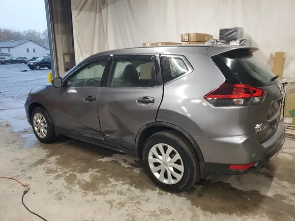 KNMAT2MT8JP566959 2018 NISSAN ROGUE - Image 2
