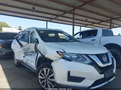 KNMAT2MT8JP572390 2018 NISSAN ROGUE