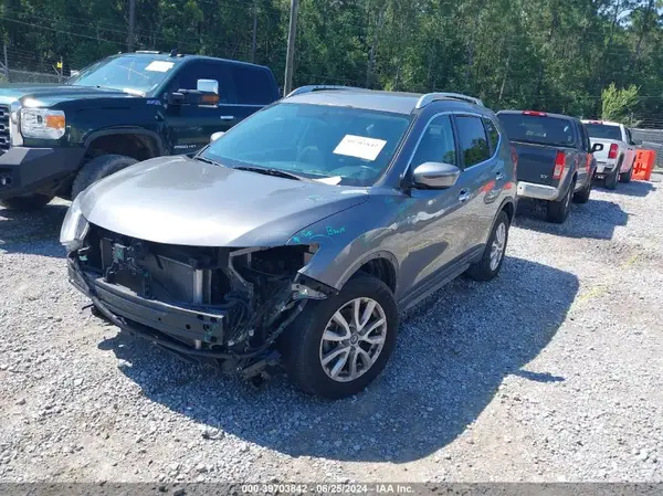 KNMAT2MT8JP573152 2018 NISSAN ROGUE - Image 2
