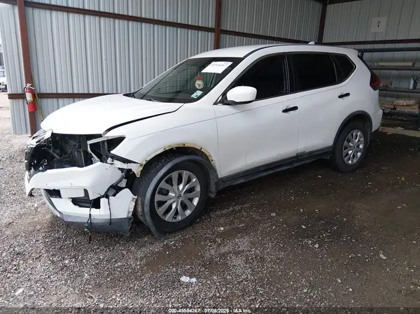 KNMAT2MT8JP578092 2018 NISSAN ROGUE - Image 2