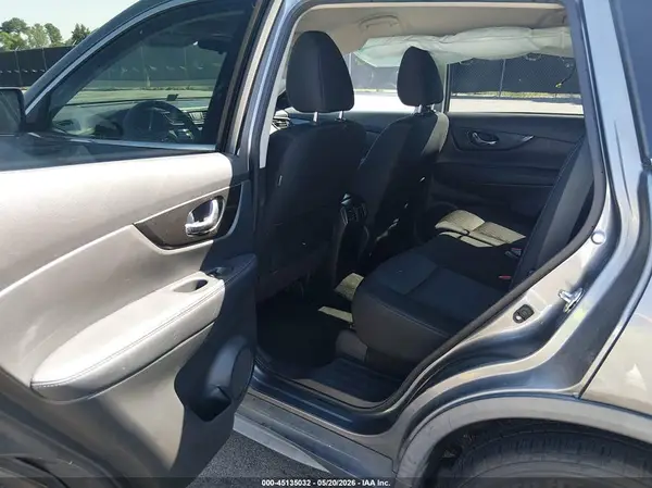 KNMAT2MT8JP580716 2018 NISSAN ROGUE - Image 8