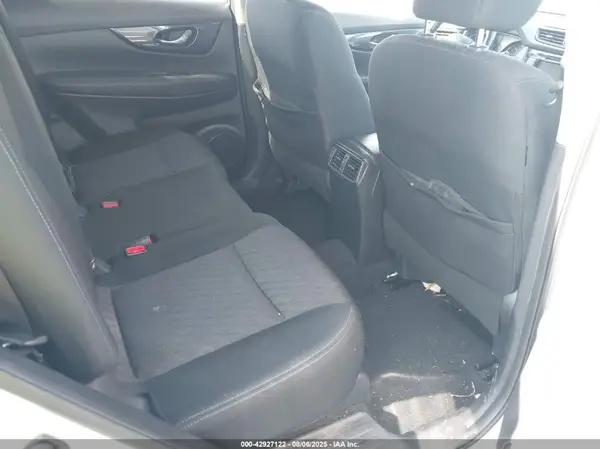 KNMAT2MT8JP580960 2018 NISSAN ROGUE - Image 8
