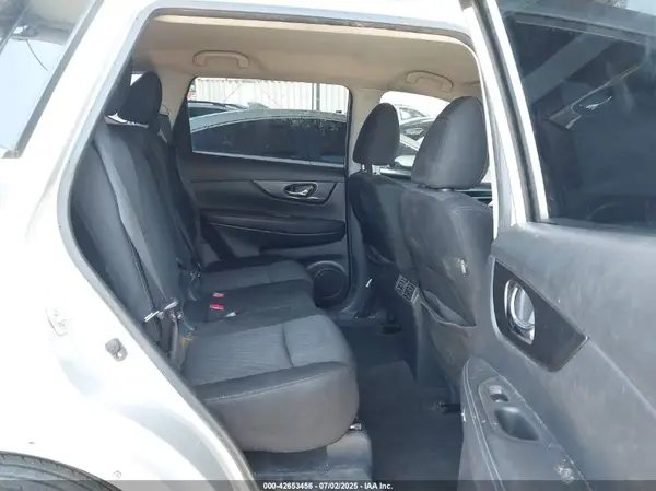 KNMAT2MT8JP588587 2018 NISSAN ROGUE - Image 8