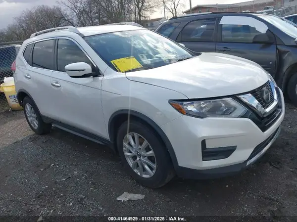 KNMAT2MT8JP598195 2018 NISSAN ROGUE - Image 1