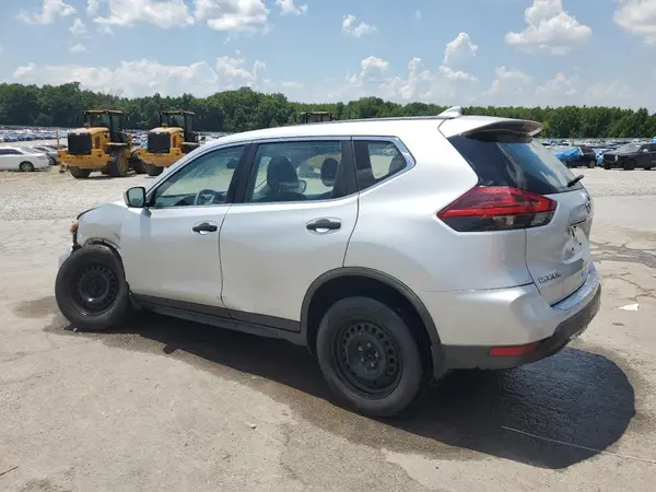 KNMAT2MT8JP599914 2018 NISSAN ROGUE - Image 2