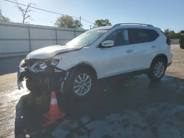 KNMAT2MT8JP602780 2018 NISSAN ROGUE - Image 1