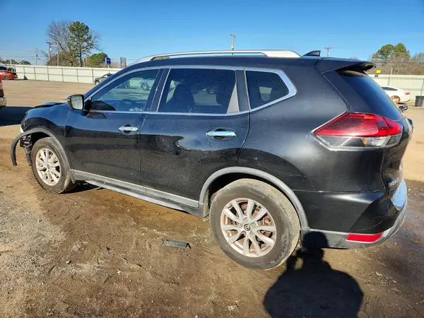 KNMAT2MT8JP603072 2018 NISSAN ROGUE - Image 2