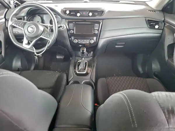 KNMAT2MT8JP604559 2018 NISSAN ROGUE - Image 8