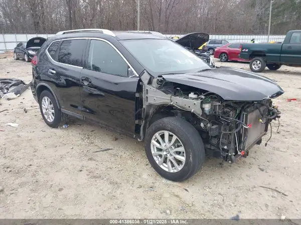 KNMAT2MT8JP608627 2018 NISSAN ROGUE - Image 1