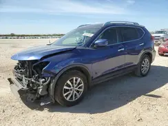 KNMAT2MT8JP608871 2018 NISSAN ROGUE