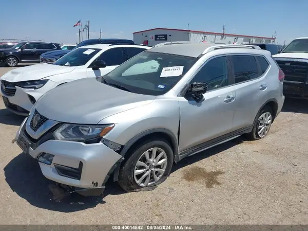 KNMAT2MT8JP612239 2018 NISSAN ROGUE - Image 2