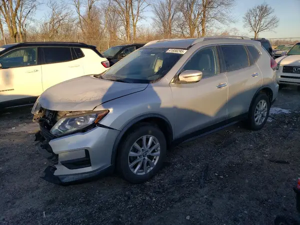 KNMAT2MT8JP615061 2018 NISSAN ROGUE - Image 1