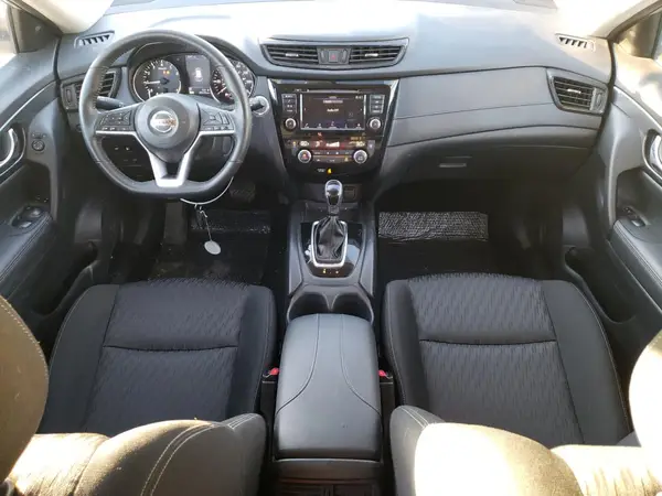 KNMAT2MT8JP615061 2018 NISSAN ROGUE - Image 8