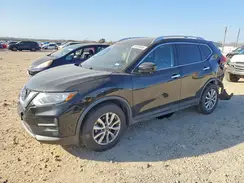 KNMAT2MT8JP616646 2018 NISSAN ROGUE