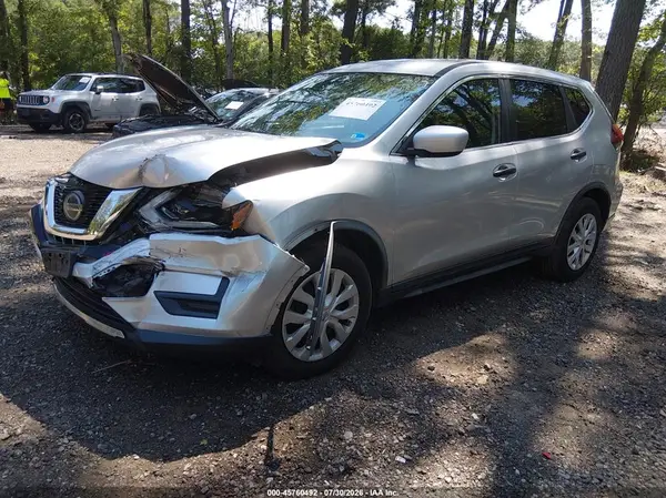 KNMAT2MT8JP617652 2018 NISSAN ROGUE - Image 2