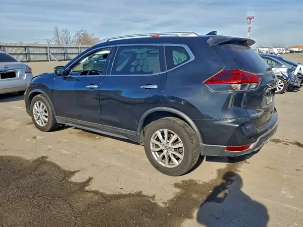 KNMAT2MT8KP500171 2019 NISSAN ROGUE - Image 2