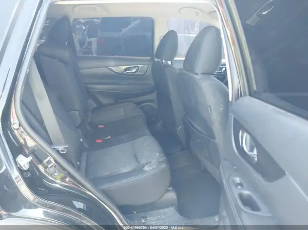 KNMAT2MT8KP506083 2019 NISSAN ROGUE - Image 8