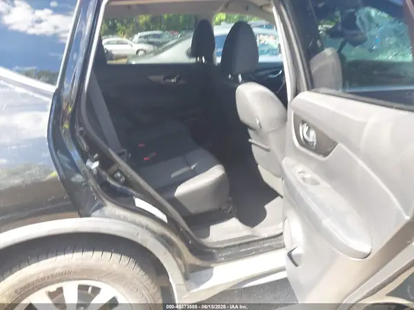 KNMAT2MT8KP507220 2019 NISSAN ROGUE - Image 8