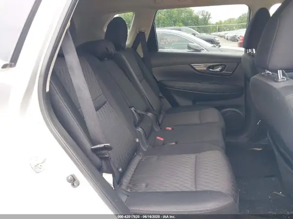 KNMAT2MT8KP517732 2019 NISSAN ROGUE - Image 8