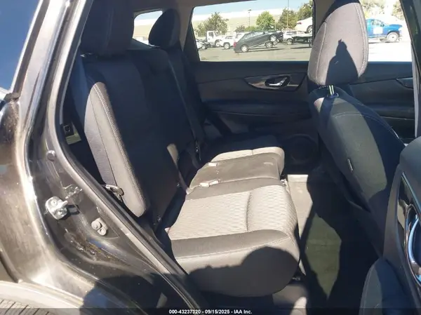 KNMAT2MT8KP529394 2019 NISSAN ROGUE - Image 8