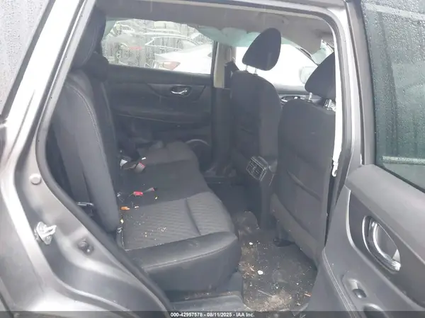 KNMAT2MT8KP553761 2019 NISSAN ROGUE - Image 8