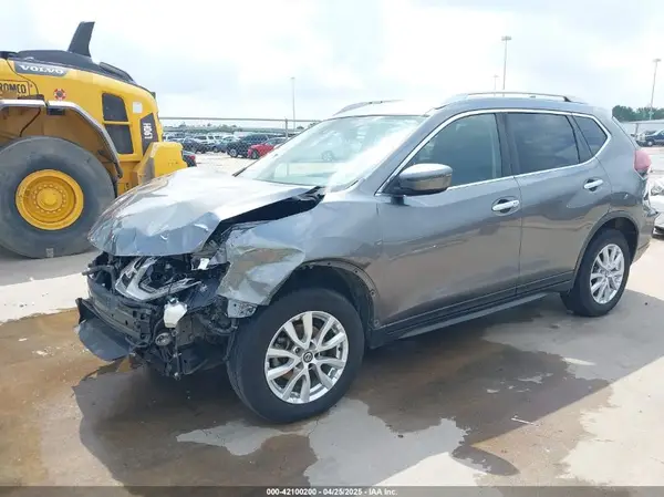 KNMAT2MT8LP510300 2020 NISSAN ROGUE - Image 2
