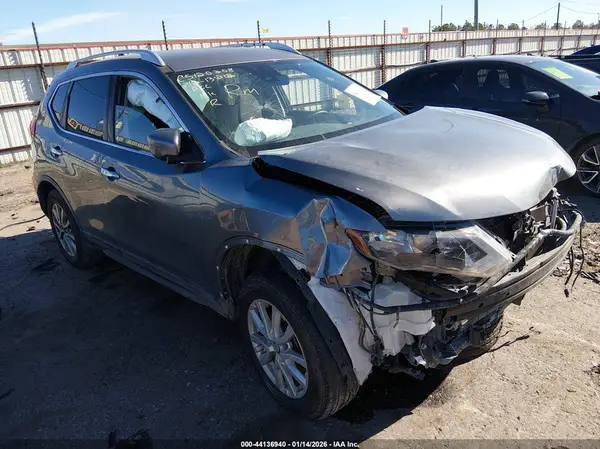 KNMAT2MT8LP514329 2020 NISSAN ROGUE - Image 1