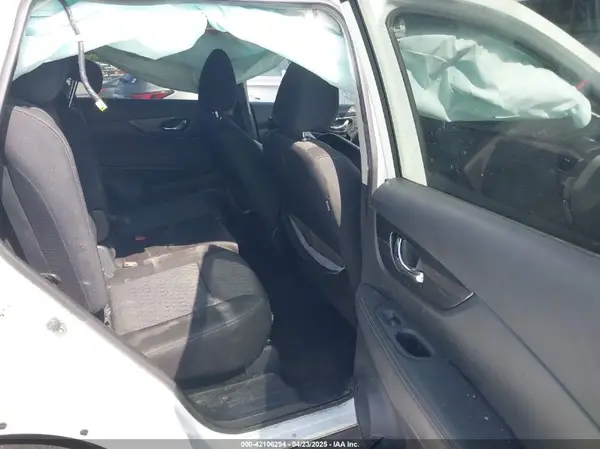KNMAT2MT8LP524584 2020 NISSAN ROGUE - Image 8