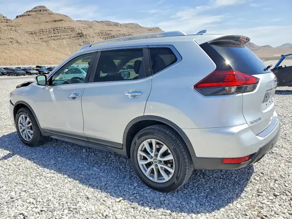 KNMAT2MT8LP527369 2020 NISSAN ROGUE - Image 2