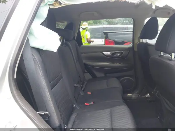 KNMAT2MT8LP530739 2020 NISSAN ROGUE - Image 8