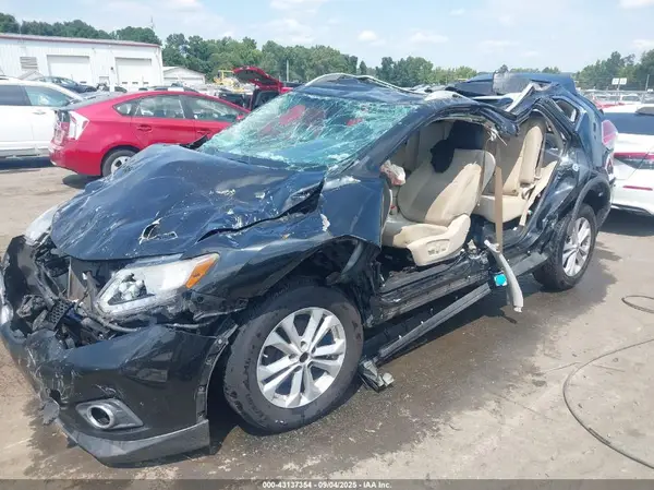 KNMAT2MT9GP611870 2016 NISSAN ROGUE - Image 2