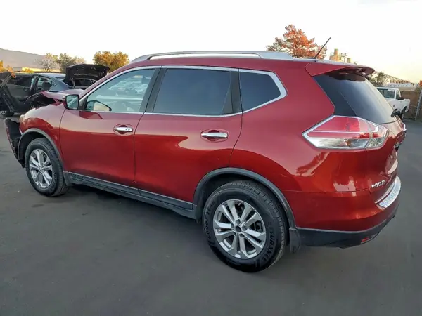 KNMAT2MT9GP617653 2016 NISSAN ROGUE - Image 2