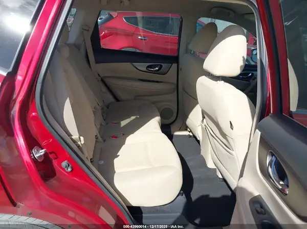 KNMAT2MT9GP621959 2016 NISSAN ROGUE - Image 8