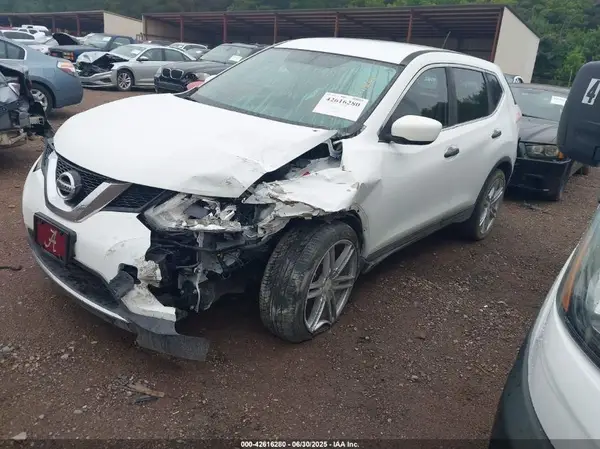 KNMAT2MT9GP625915 2016 NISSAN ROGUE - Image 2