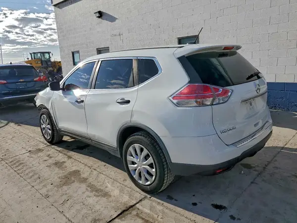 KNMAT2MT9GP641094 2016 NISSAN ROGUE - Image 2