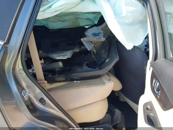 KNMAT2MT9GP653522 2016 NISSAN ROGUE - Image 8
