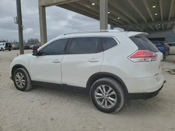 KNMAT2MT9GP666576 2016 NISSAN ROGUE - Image 2