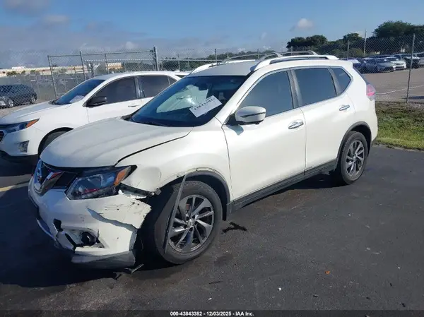 KNMAT2MT9GP691977 2016 NISSAN ROGUE - Image 2
