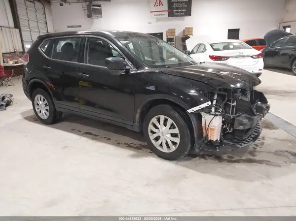 KNMAT2MT9GP696841 2016 NISSAN ROGUE - Image 1