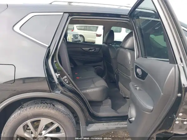 KNMAT2MT9GP721916 2016 NISSAN ROGUE - Image 8