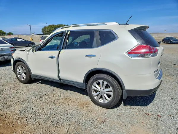 KNMAT2MT9GP729594 2016 NISSAN ROGUE - Image 2