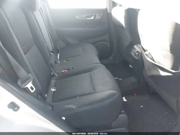 KNMAT2MT9HP502990 2017 NISSAN ROGUE - Image 8