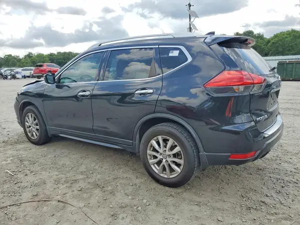 KNMAT2MT9HP504013 2017 NISSAN ROGUE - Image 2